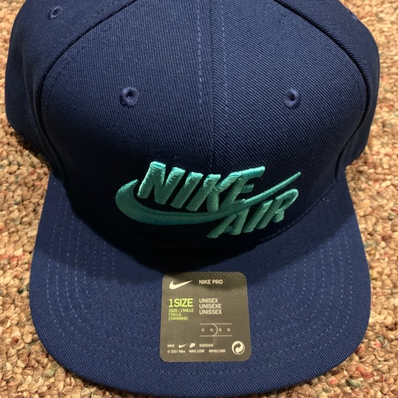 Nike Air Snapback Brand New with tags - Picture 5 of 7